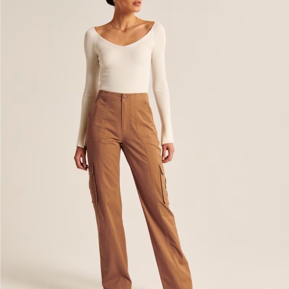 SOLD** BNWT ABERCROMBIE & FITCH BROWN CARGO PANTS - Picture 2 of 5